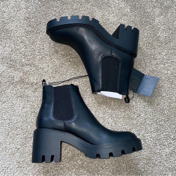 Forever 21 Chunky Boots - Picture 1 of 4
